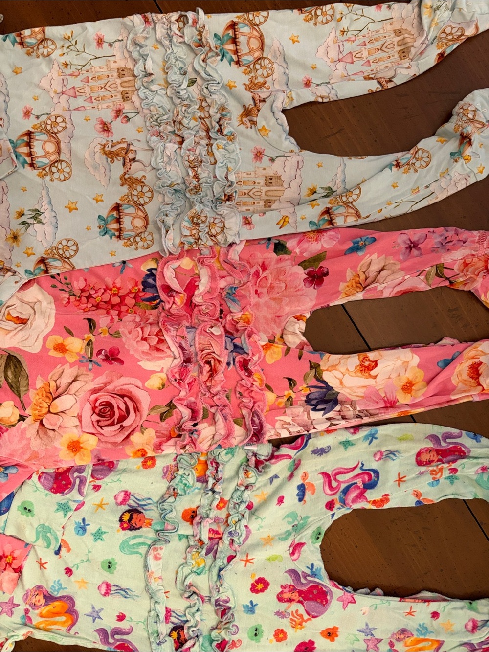 Posh Peanut Rompers 6-9M - Picture 8 of 10